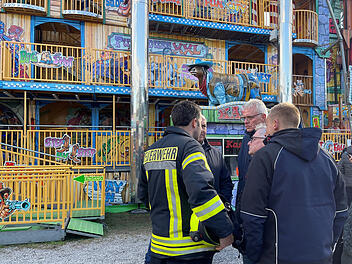 T&ouml;dlicher Unfall auf Jahrmarkt in Schlo&szlig; Holte-Stukenbrock