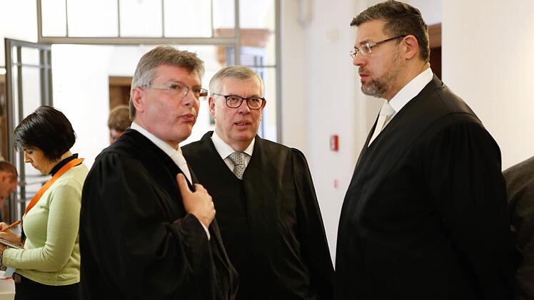 Oberstaatsanwalt Bernhard Lieb (links) forderte die Höchststrafe von 15 Jahren für Heinz W. Archivfoto: Matthias Hoch