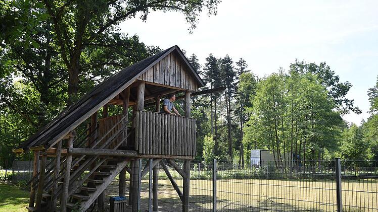 Beobachtungskanzel Foto: Ronald Rinklef