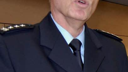 Erster Polizeihauptkommissar Bodo Pahl bei der Begrüßung. Foto: Sigismund von Dobschütz