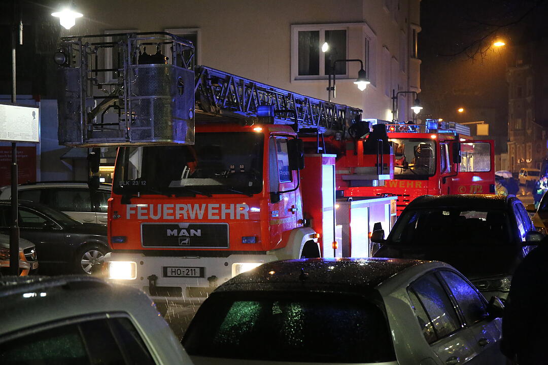 Hof: Schwerverletzter bei Wohnungsbrand