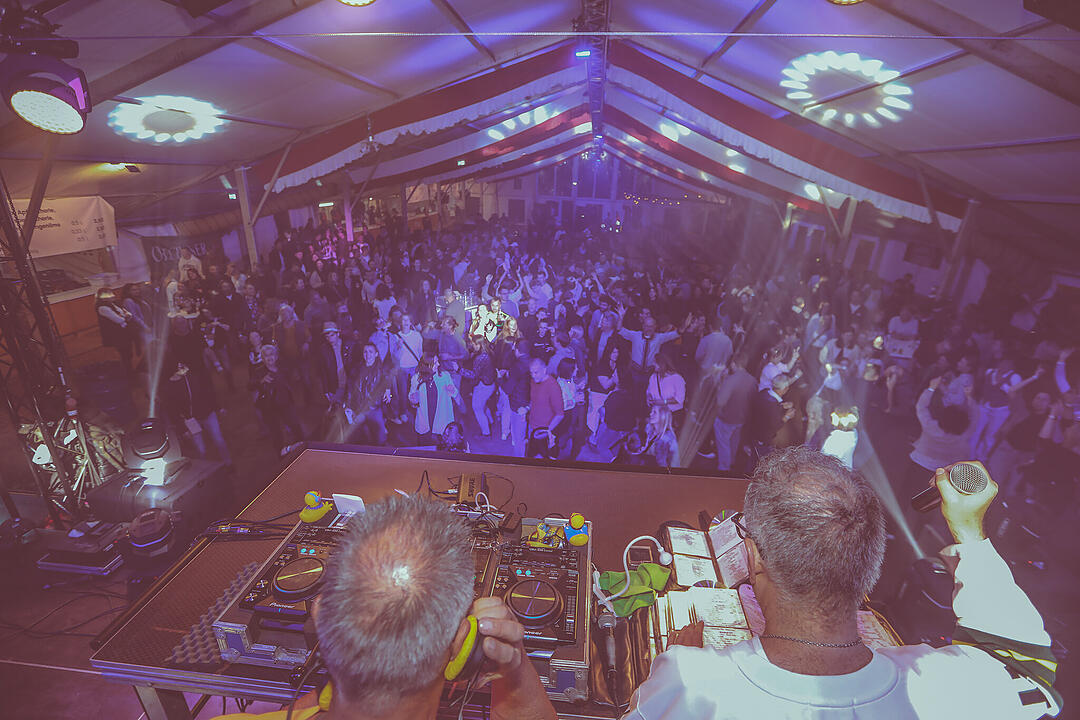 Mit Donny Vox & die Space Brothers, DJ Matze & Franky