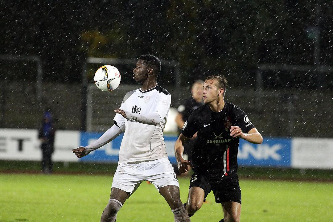 FC E Bbg gg Kickers Wbg 061015 14 Kane