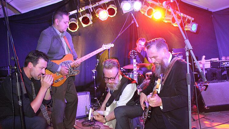 Harmonie pur bei den "Black Cat Bisquits" (von links): Mark Sepanski, Stanley Patty, Bart Arnauts, Jeffrey Gijbels und Patrick Indestege   Friedwald Schedel