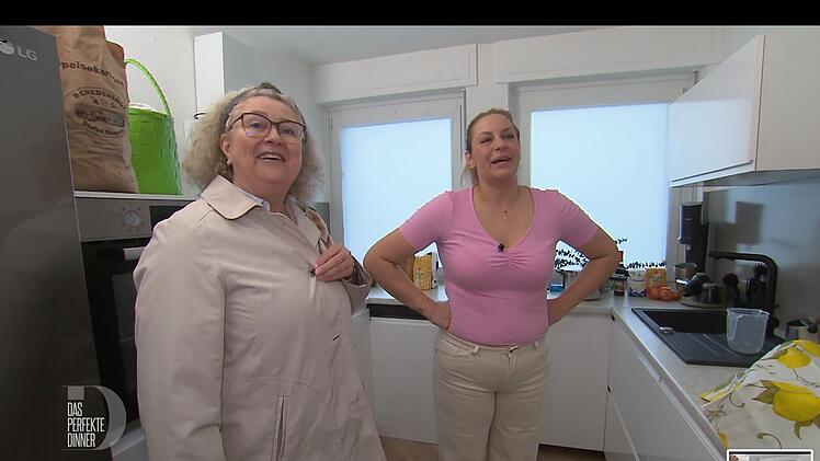 "Von ihr habe ich Kochen gelernt": Jenny widmet ihr Menü ihrer Mutter Beate - dann wirft sie sie raus.