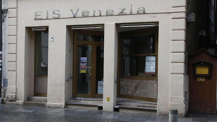 Das Cafe Venezia ist dicht. Foto: Josef Hofbauer