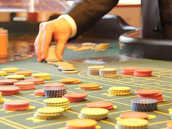 Ein Klassiker in der Bad Kissinger Spielbank: Das Roulettespiel. Foto: Heike Beudert