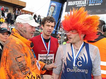 Braveheartbattle-Chef Joachim von Hippel (links) kann sich vorstellen, dass der Extremlauf wieder in Münnerstadt ausgerichtet wird. Foto: Archiv Heike Beudert