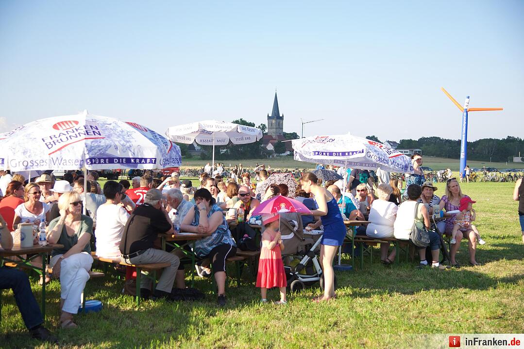 Jubiläumsausgabe: Zum 20. Mal hat die Raiffeisenbank Seebachgrund zu ihrem Ballonmeeting nach Hannberg eingeladen. Mehr als 2000 Menschen waren gekommen.