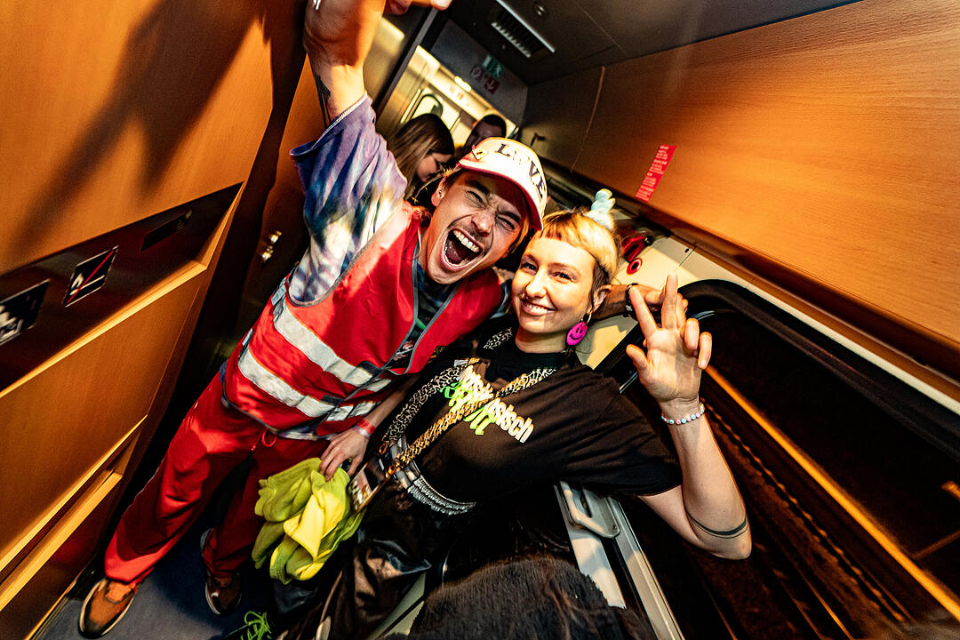 Die beste Party im Zug!