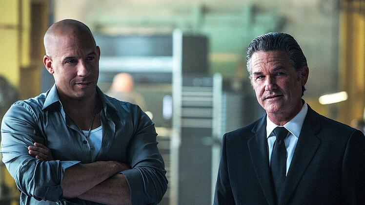 Kurt Russell (rechts, neben Vin Diesel) feierte in "Fast & Furious 7" nach l&auml;ngerer Abstinenz seine R&uuml;ckkehr auf die gro&szlig;e Leinwand.