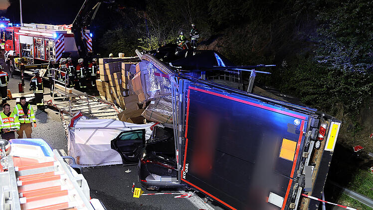 T&ouml;dlicher Verkehrsunfall auf der A3 bei Aschaffenburg