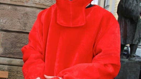 Von wegen Hummer - Axel Kaske (18) möchte lieber eine Krabbe sein.