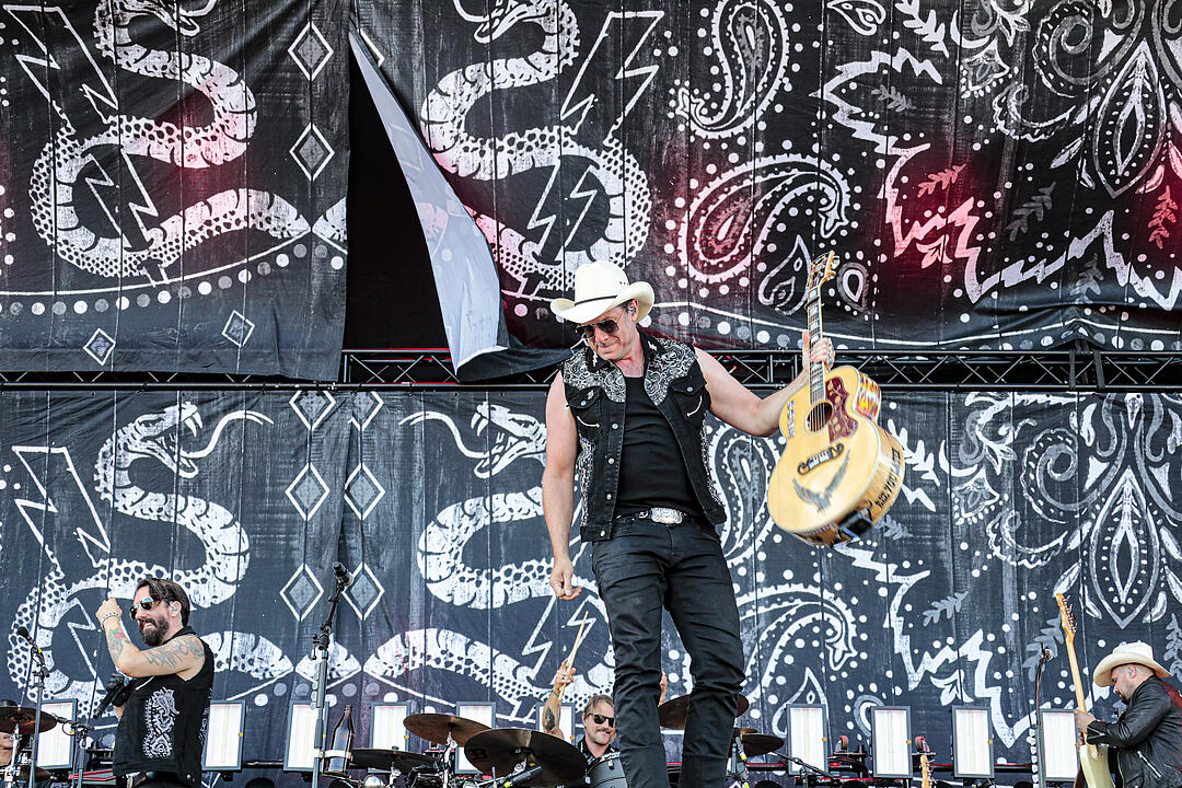 Rock im Park 2019: Die Country-Rocker von The BossHoss heizen der Menge ordentlich ein