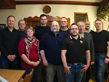 Die Kandidaten der GBL (v.&nbsp;l.): J&uuml;rgen Theiler, Heinz M&uuml;ller, Ulrike Kunzmann, Christoph Kasch, Bernd Schr&ouml;tter, J&uuml;rgen Offermann, Acangelo Gallone, Werner Theiler, Stefan Kunzmann, Heiko Kracker  Foto: privat
