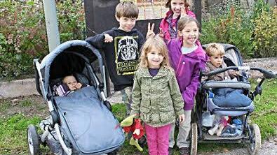 Um die Zukunft müssen sich die Mohrhofer keine Sorgen machen: Sechs der 18 Mohrhofer sind Kinder.