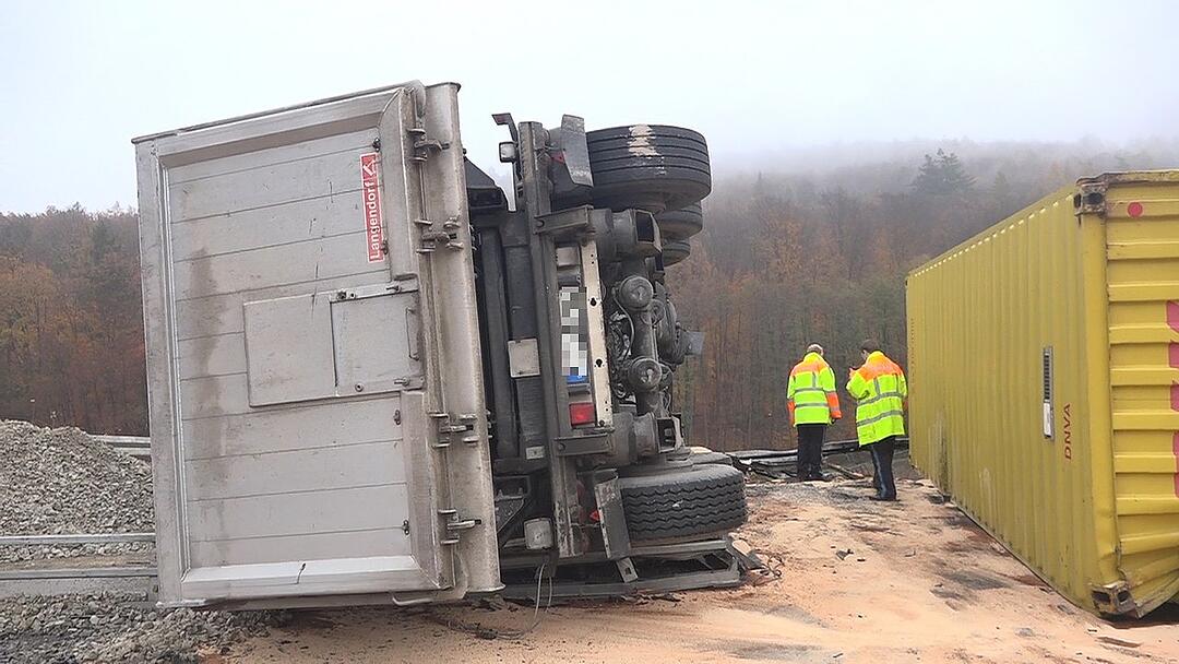 Unterfranken: Drei Menschen sterben bei Lkw-Unfall auf A3