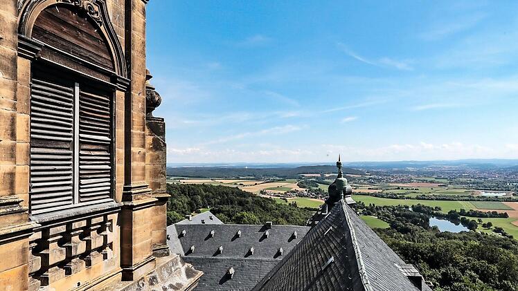 Der Blick über das Kirchenschiff in Richtung Lichtenfels.