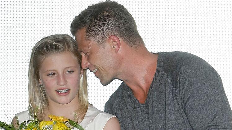 Filmpremiere - damals noch mit Zahnspange: Luna Schweiger spielte in "Phantomschmerz" (2009) im Alter von zw&ouml;lf Jahren ihre erste Hauptrolle.