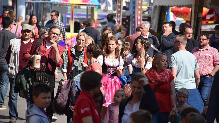 Anstich zur Erlanger Bergkirchweih 2015 Foto: Ronald Rinklef
