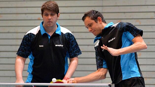 Ihr Doppel gestalteten Timo Krumbeck (l.) und Philipp N&uuml;&szlig;lein noch erfolgreich, in den Einzeln konnten sie und die anderen Zeckerner jedoch nichts ausrichten. Foto: Picturedreams
