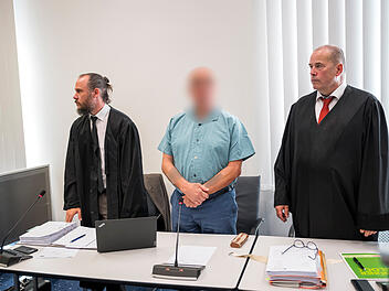 Mordprozess ohne Leiche: Auftakt in Bamberg - Angeklagter schweigt