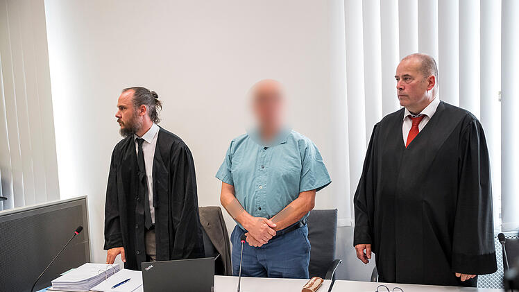 Mordprozess ohne Leiche: Auftakt in Bamberg - Angeklagter schweigt