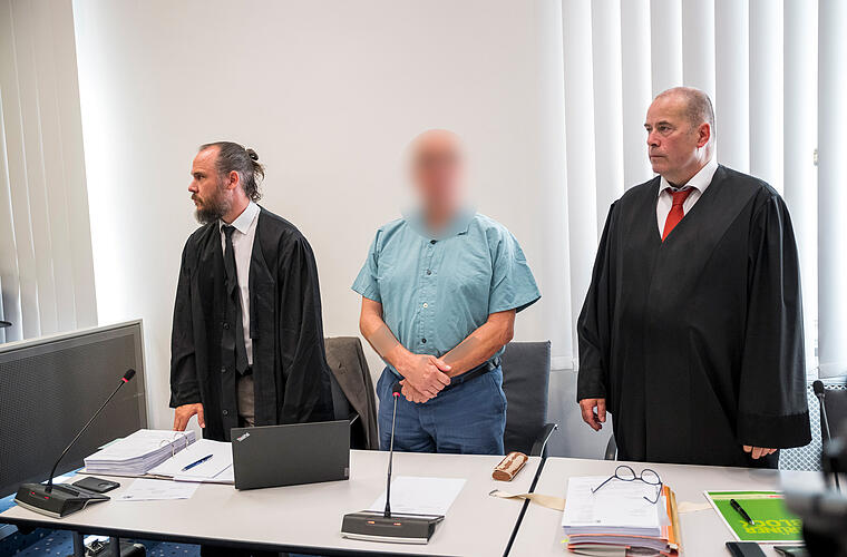 Mordprozess ohne Leiche: Auftakt in Bamberg - Angeklagter schweigt