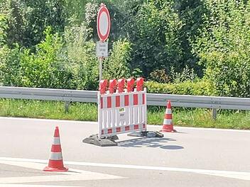 Autobahn, Ausfahrt, Baustelle, Bauarbeiten, Sperrung, Sanierung