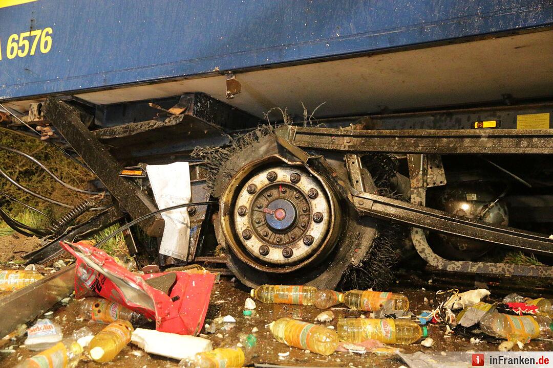 Lkw-Unfall auf A3: Vollsperrung
