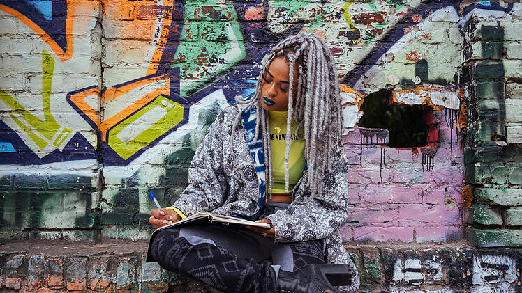 Uni Bamberg: Kommerz oder anspruchsvolle Lyrik? Tagung wirft Blick auf Deutschrap