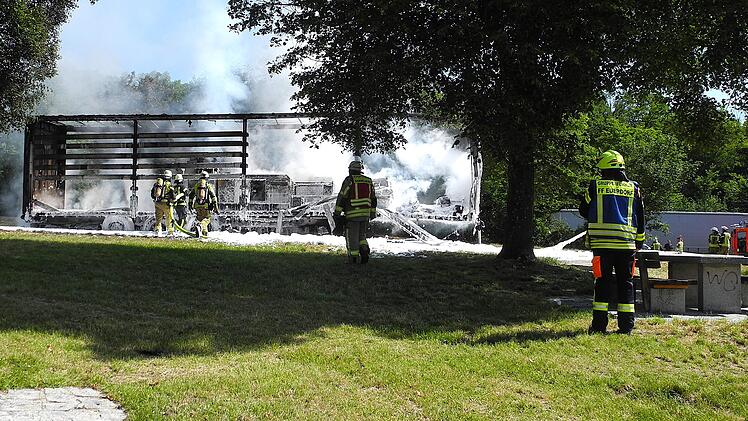 Einsatz der Feuerwehren Hammelburg und Euerdorf auf der A7