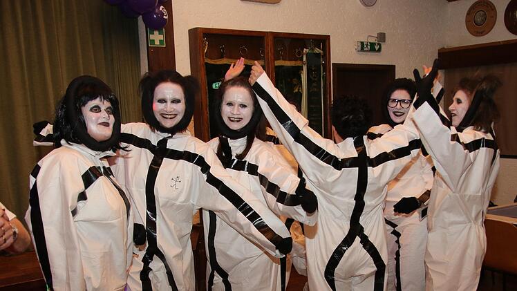 Weiberfasching des TV 48 Coburg in Creidlitz Foto: Michael Stelzner