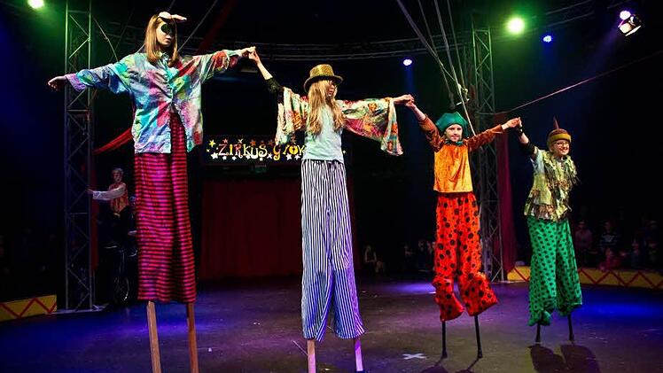 Im Zirkus Giovanni können sich junge Artisten erproben und Selbstvertrauen gewinnen. Foto: Don Bosco Jugendwerk Bamberg