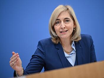 Bundesgesundheitsministerin Nina Warken