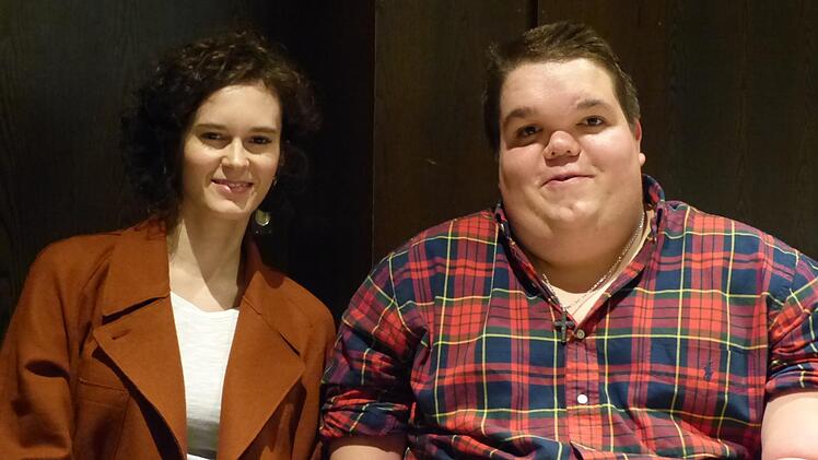 Die Doppelspitze Franziska Scheu und Patrick Friepes - beide unter 30 - führt künftig die Weilersbacher CSU.  Foto: Pauline Lindner
