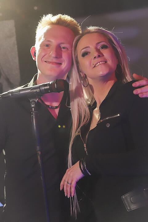 Es wurde in das Jahr 2025 gefeiert.