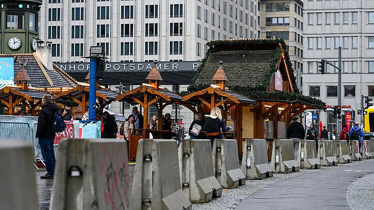 Sicherheitsvorkehrungen an Weihnachtsmärkten