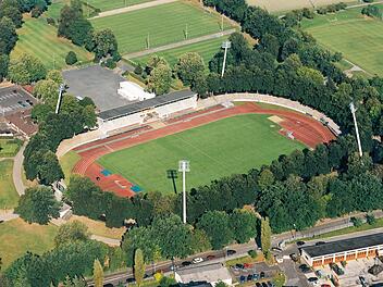 Das Willy-Sachs-Stadion in Schweinfurt wird künftig nur noch Sachs-Stadion heißen. Das hat der Stadtrat entschieden.