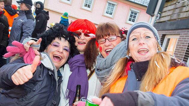 Grenzenlose Gaudi war angesagt beim Michelauer Faschingsumzug.Klaus Gagel