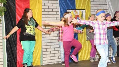 Tanzeinlage der Hortkinder