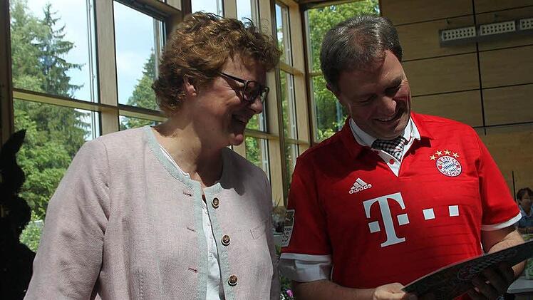 Monika Hohlmeier gratulierte.  Foto: Veronika Schadeck