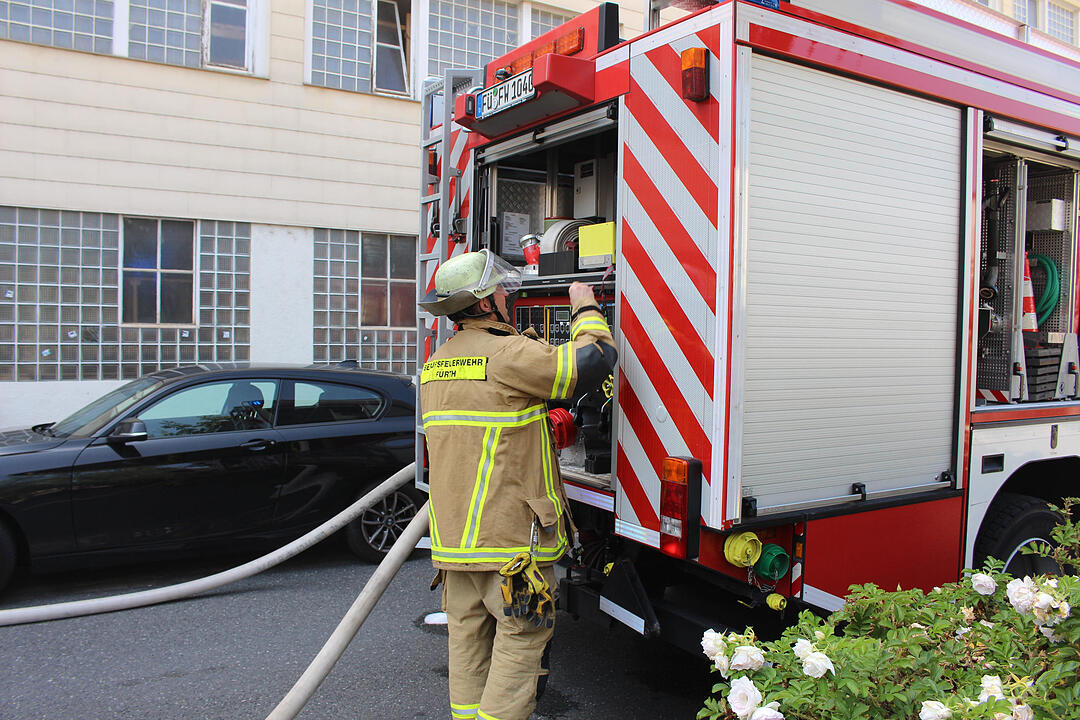 Fürth: Brand auf dem Dach des Landesamtes für Statistik