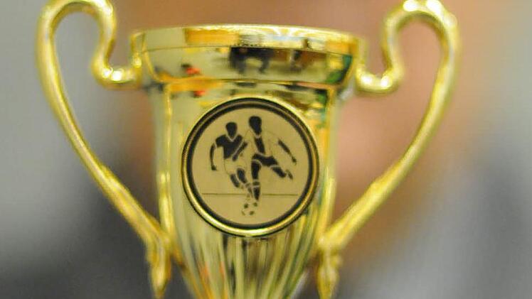 Bei den Dreikönigs-Turnieren im Landkreis winkt wieder reichlich Zuwachs für den heimischen Trophäen-Schrank. Foto: ssp