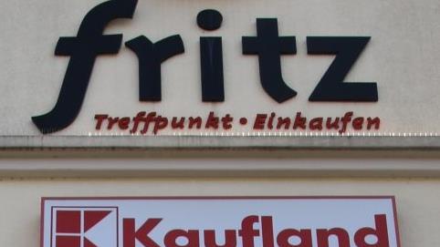 In einem Brief an Dieter Schwarz, den Inhaber der Schwarz-Gruppe, zu der Kaufland gehört, bittet die Kulmbacher Belegschaft um den Erhalt der Arbeitsplätze. Foto: Alexander Hartmann