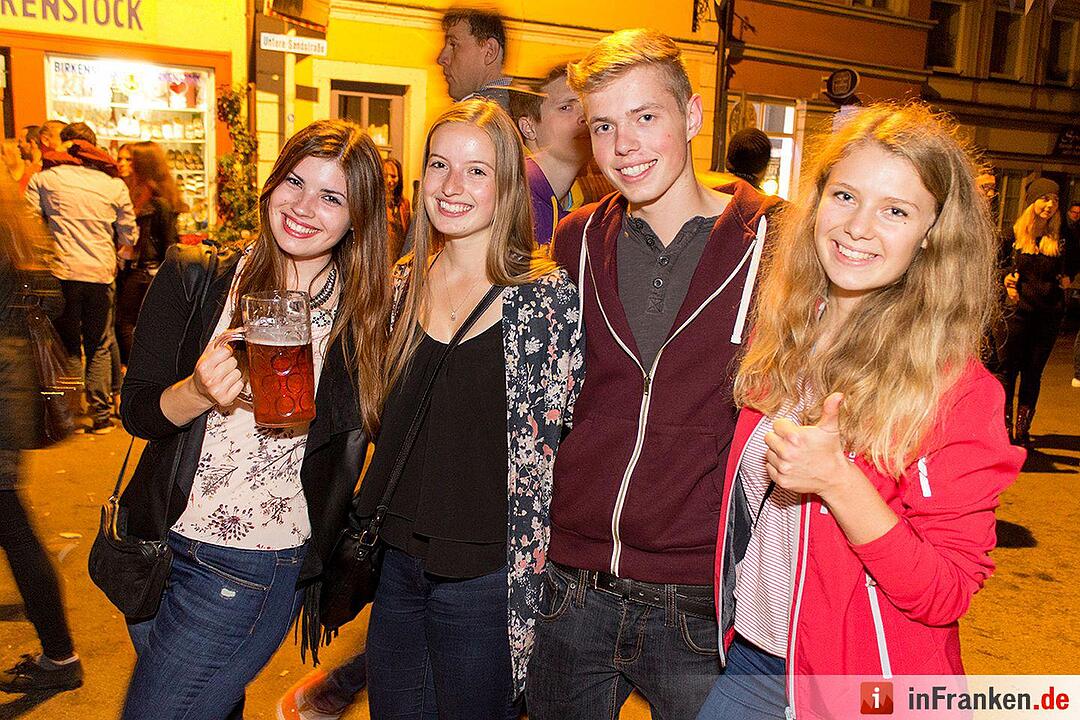 Sandkerwa: Partyfotos