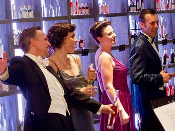 "Die Nostalgiker" (von links): Dirk Mestmacher, Anne Gütter, Stefanie Schmitt und Stephen Westphla. Foto: Jochen Berge