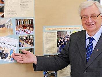 Udo Scherzer reflektiert die Geschichte des Hauses. Foto: Franz Galster