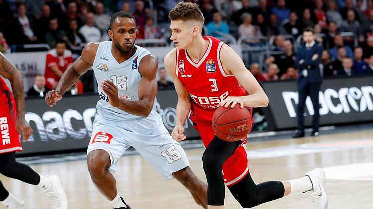 Henri (r.) Drell bestritt in der vergangenen Saison drei Bundesligaspiele f&uuml;r Brose Bamberg. Foto: L&ouml;b