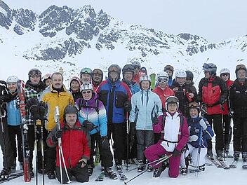 Die Kulmbacher Naturfreunde vergn&uuml;gten sich eine Woche lang auf den Skipisten im Dreil&auml;ndereck &Ouml;sterreich/Schweiz/Italien rund um Pfunds im Oberinntal. Foto: privat